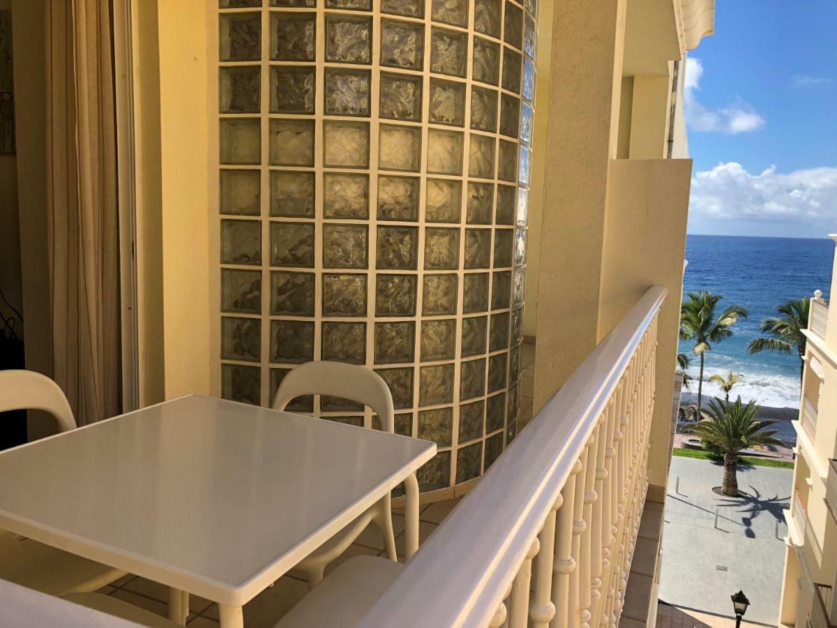 Puerto De Naos Apartamentos El Faro מראה חיצוני תמונה